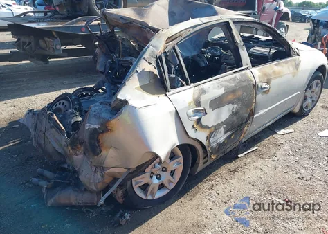 2005 Nissan Altima 2.5 S from USA, damaged, VIN 1N4AL11D35C372480